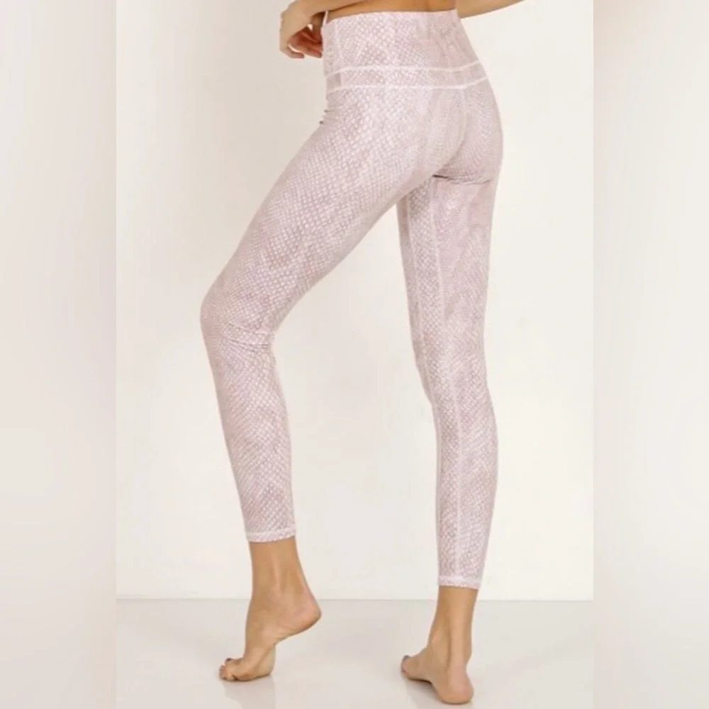 Varley Biona High Rise Legging size M EUC - Picture 2 of 11